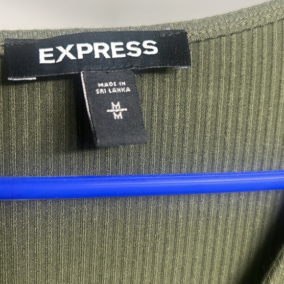 Express blouse olive green size medium - Picture 5 of 5